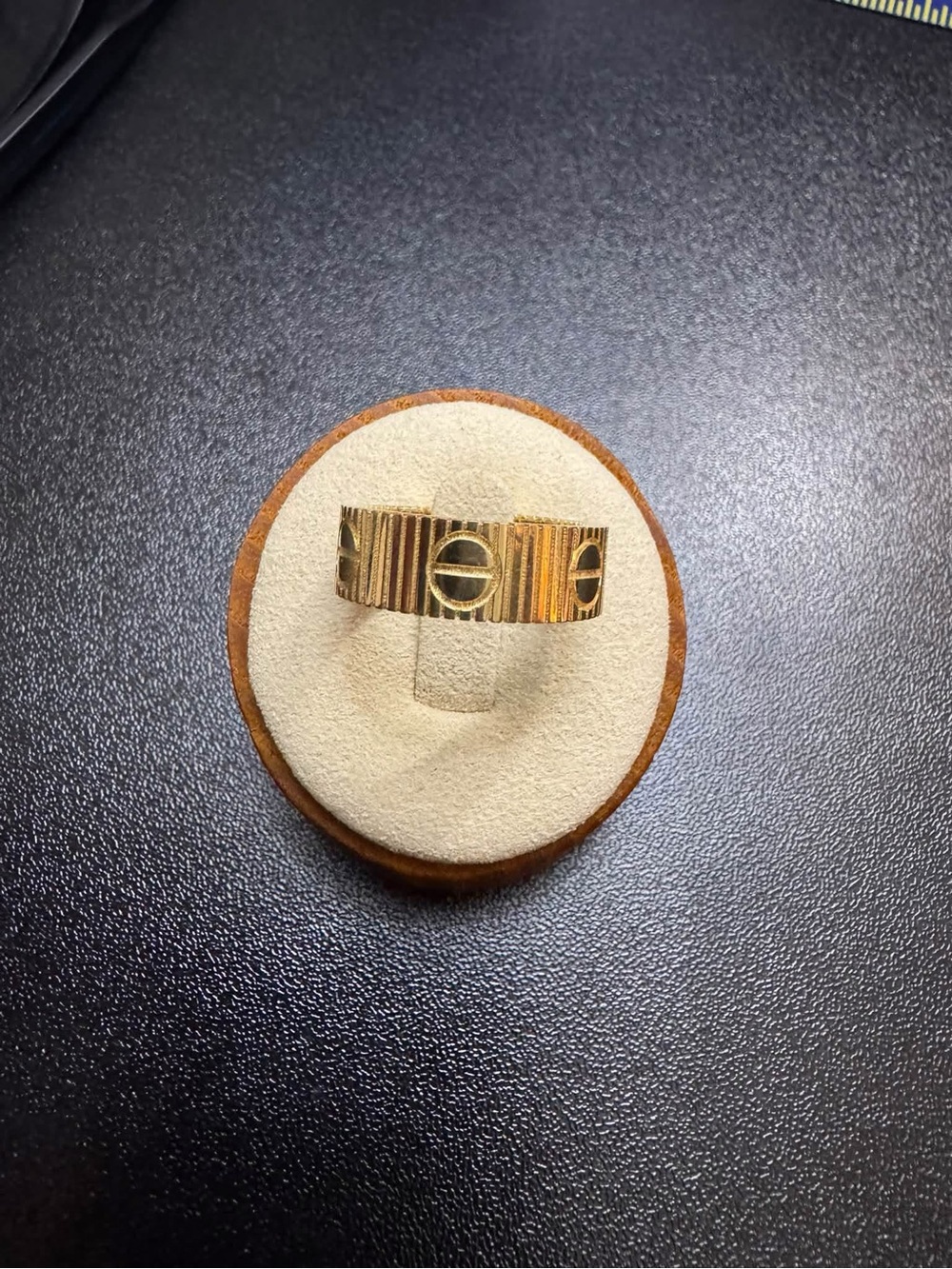 Gold band 18karat Saudi Gold